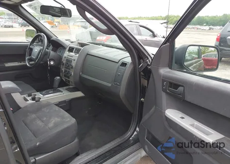 2010 Ford Escape Xlt from USA, damaged, VIN 1FMCU0D77AKA11703